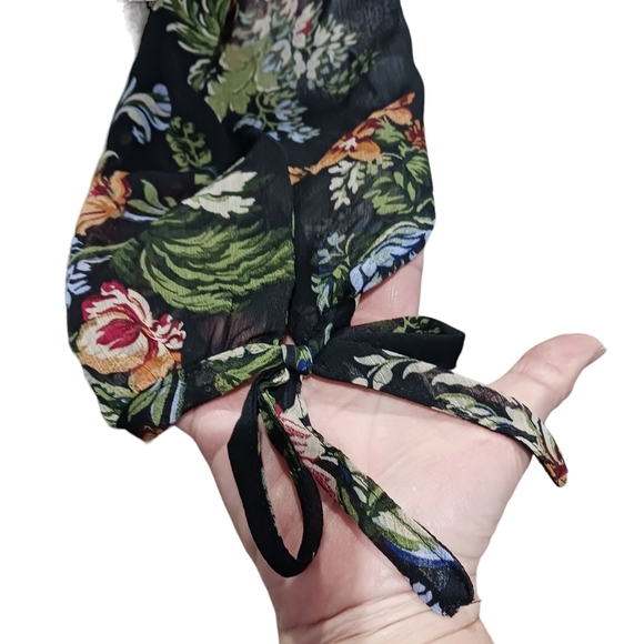 Tamara H Womens Blouse 2X Black Floral Ruffled Neckline Sheer 3/4 Sleeve Spring - Picture 4 of 7